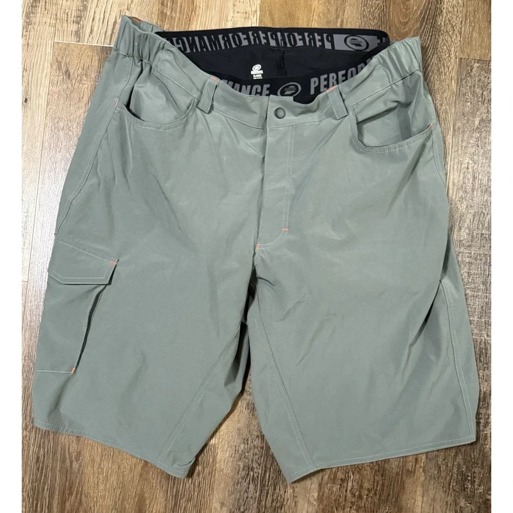 PERFORMANCE BIKE Shorts Sz Men XL Green Gray Cargo Pockets Removable Padding